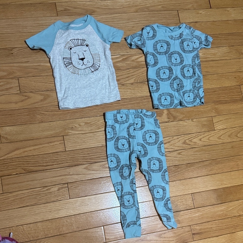 Kids Blue Lion Print Pajama Set